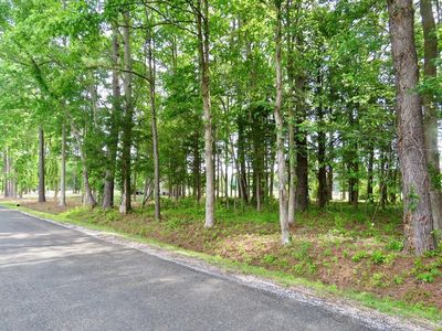 8-9 Shawnee Rd, Kilmarnock, VA, 22482