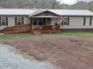 1026 Elk Knob Rd, Hinton, WV 25951
