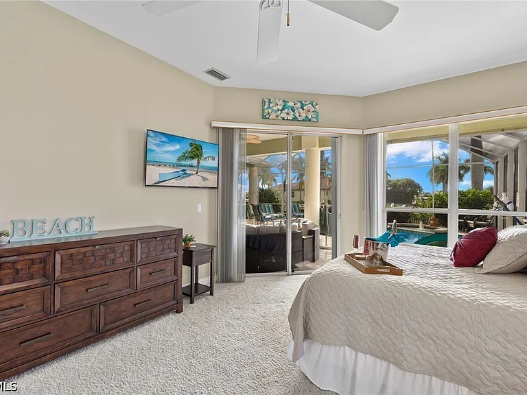 3433 SW 27th Ave — Photo 12