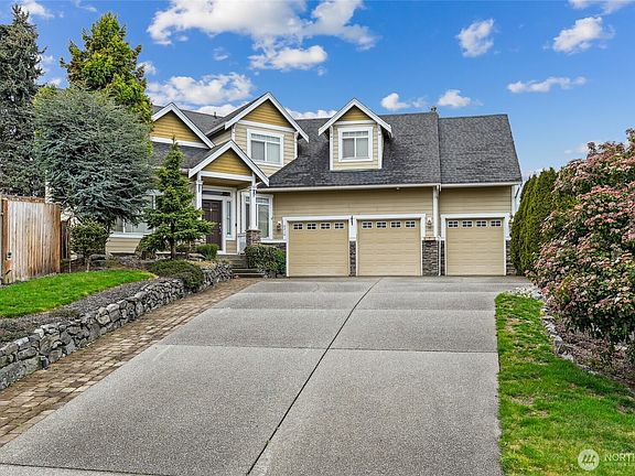 3rd image of 8210 70th Avenue Ct E