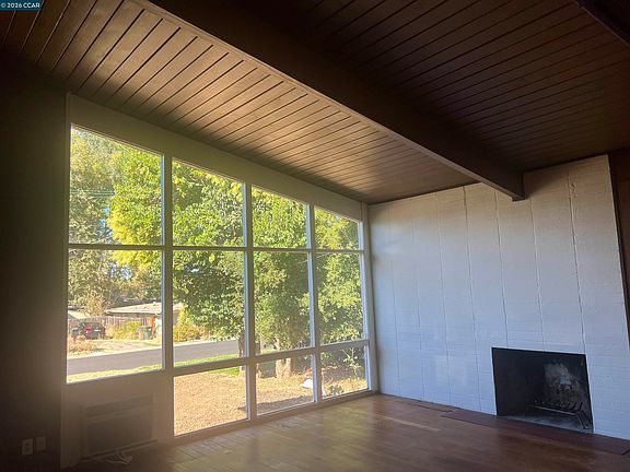 3rd image of 213 Riley Dr
