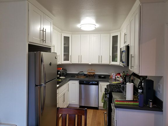 4th image of 1028 Arguello St APT 1