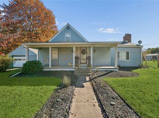 204 Melzena St, Springdale, PA 15144
