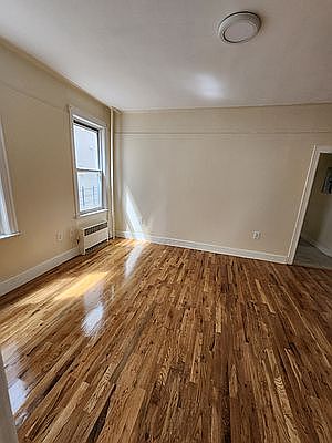 2nd image of 5034 41st St #2