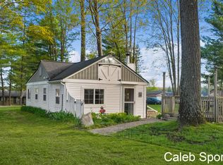 1983 Wolf Lake Dr, Baldwin, MI 49304