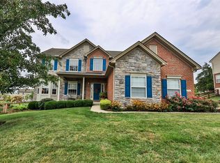 2114 Ross Estates Dr, Hamilton, OH 45013