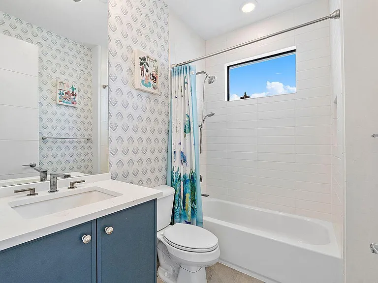 17057 Watersprite Lakes Rd — Photo 63