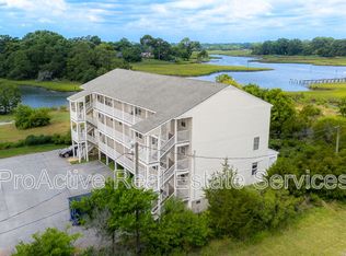 9527 3rd Bay St APT 4, Norfolk, VA 23518