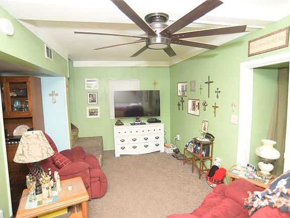 2nd image of 300 Lamoreaux Dr NW