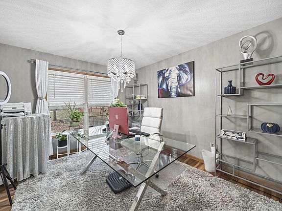 4th image of 7863 Antonio Ln