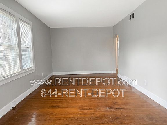 4th image of 1407 Marshall Ave
