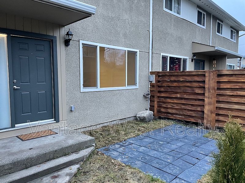 1st image of 3713 24th Ave #2
