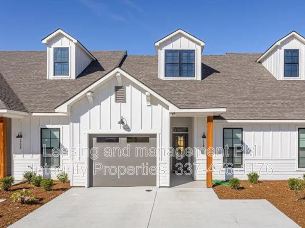 108 Foster Grove Dr, Youngsville, LA 70592