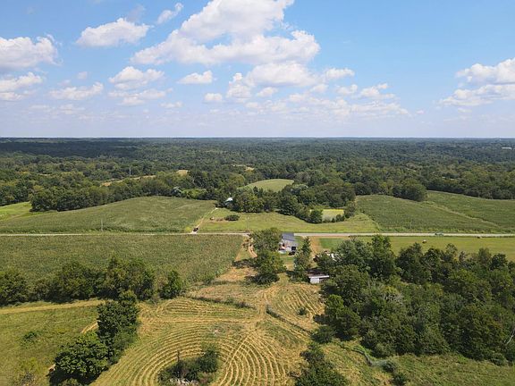 2nd image of 10401 Bennington Pike
