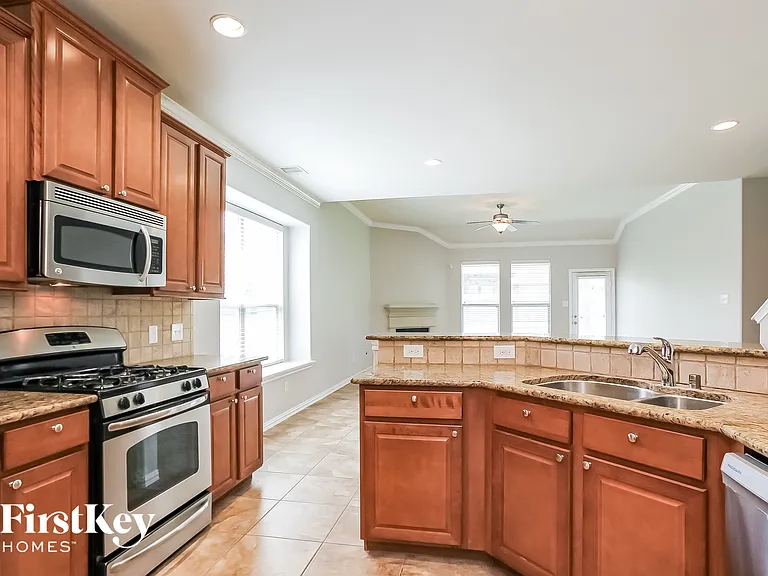 24462 Sundance Spring Dr — Photo 7