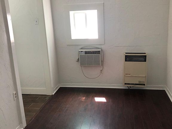 4th image of 7722 Fountain Ave