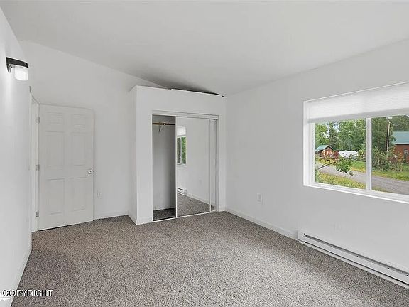 5th image of 10045 W Faulkner St