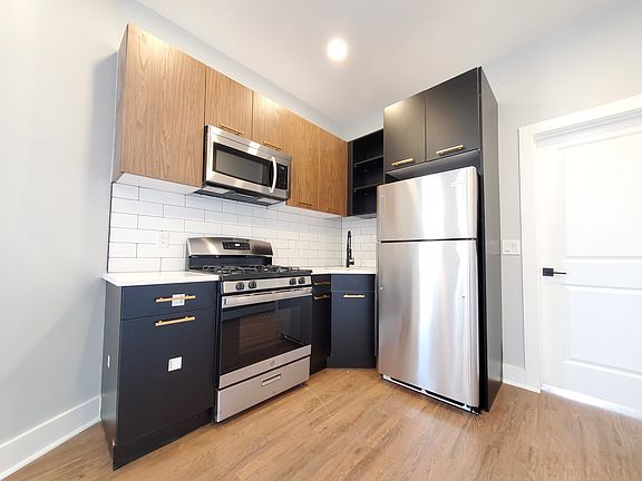 5th image of 484 Mercer St #3RR