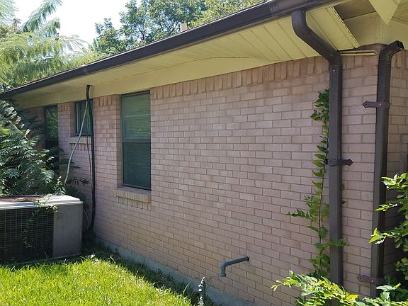 3rd image of 233 W Baron Pl