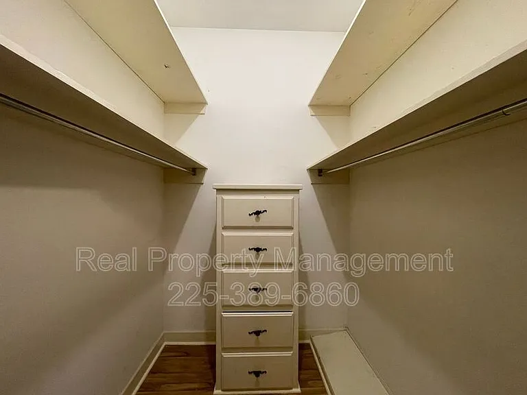1022 Wooddale Blvd — Photo 24