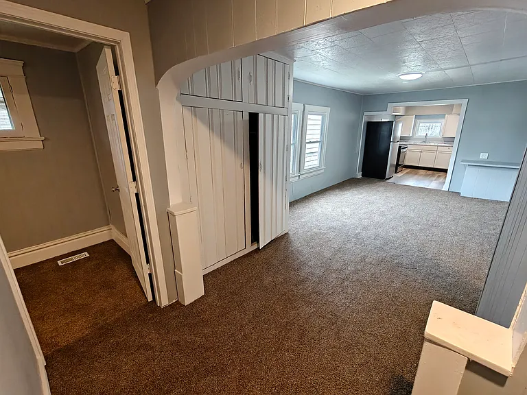1279 Atwood Ave — Photo 6