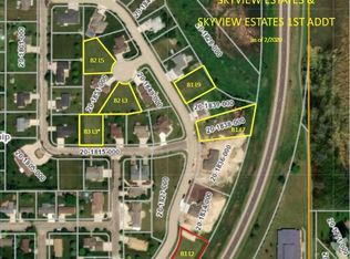 55 E Brook Ave, Morris, MN 56267