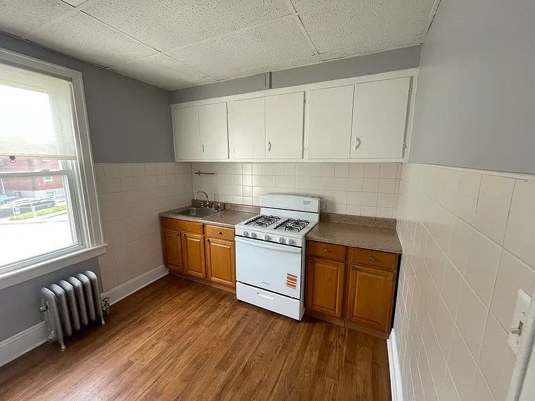 57-60 Cooper Ave #2 — Photo 13