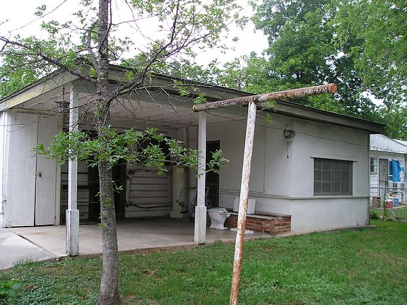 4th image of 150 Prospect