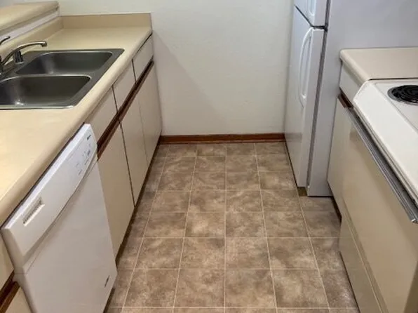 308 South St, Waukesha, WI