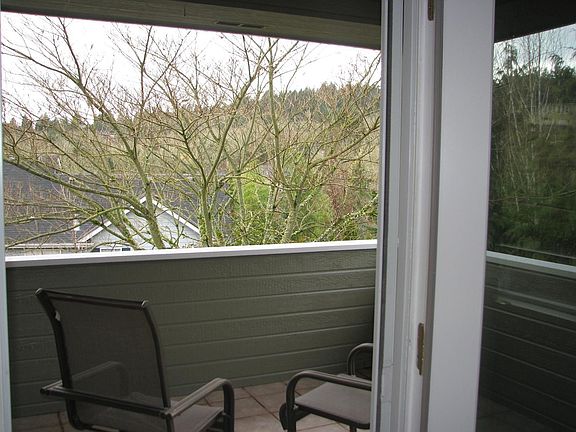 Covered porch off dining room