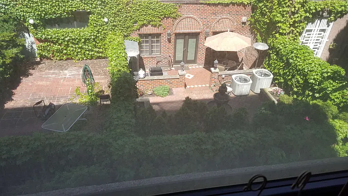 Sold by Uptown Homes Real Estate Company | media 9