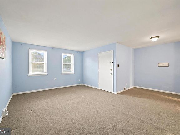 2nd image of 2651 Wentworth Rd