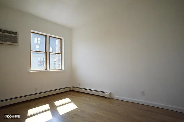 Rented by Corcoran | media 16