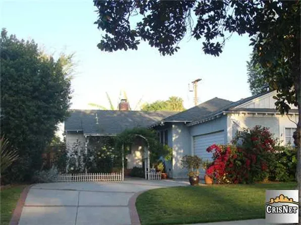 6923 Columbus Ave, Van Nuys, CA 91405