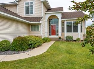 4142 Jason Ave NE, Saint Michael, MN 55376
