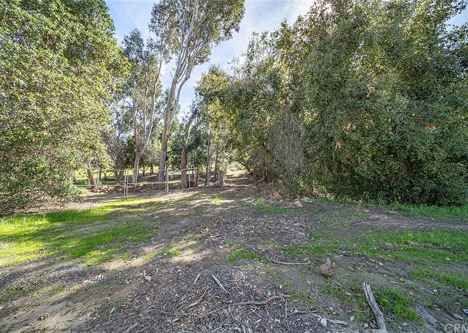 1st image of 888 El Venado Dr