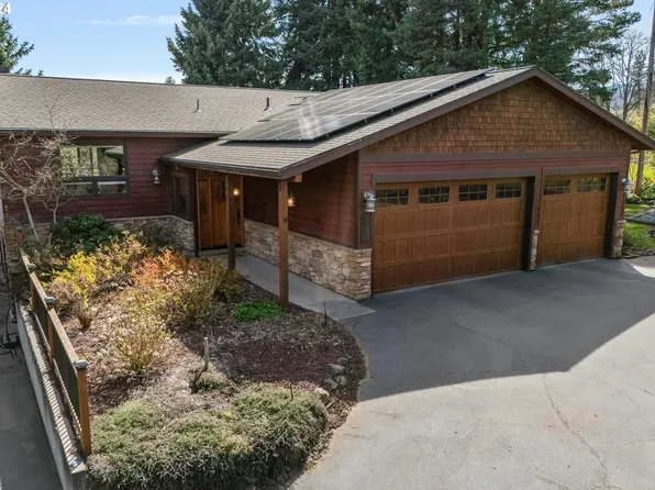 4325 Barrett Dr, Hood River, OR 97031