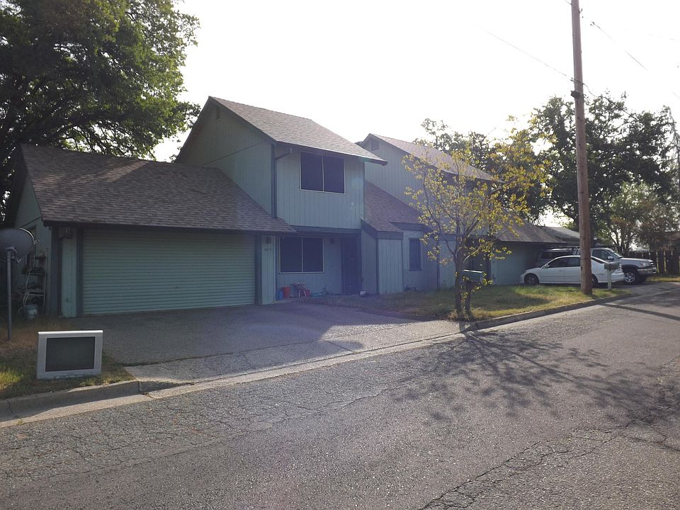 2nd image of 1613/1619 Cottonwood St
