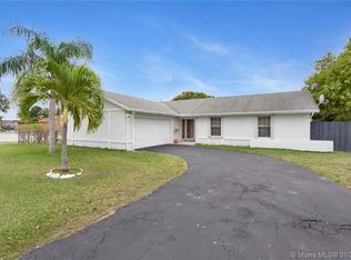 11206 SW 166th Ter, Miami, FL 33157