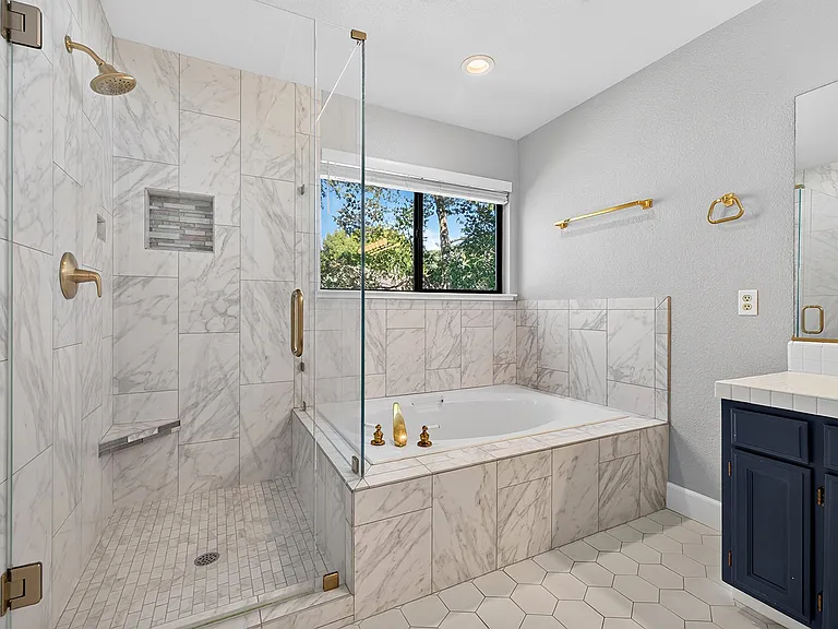 133 Madrid Way — Photo 32