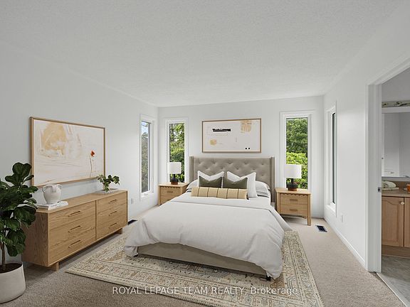 5th image of 77 Sherring Ct