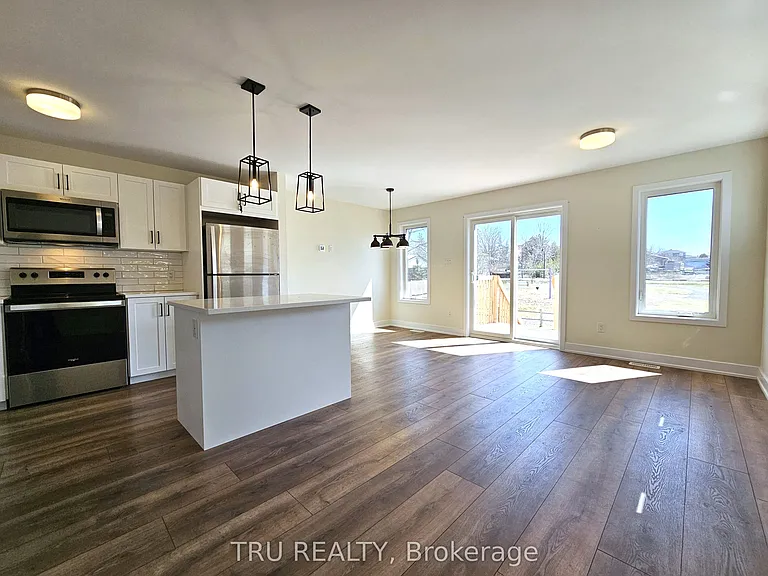 146 Wallace St — Photo 13