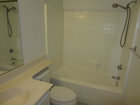 4th image of 11459 Bangor Ave