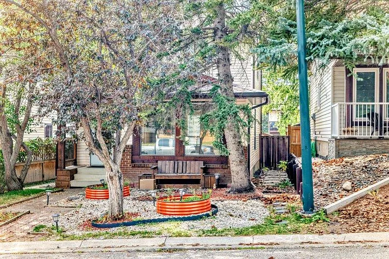 3 bed, 1.5 bath, 1532 sqft, $2,500 — Photo 2