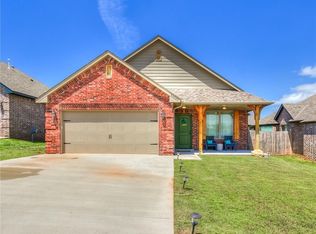 20543 Autumn Trl, Harrah, OK 73045