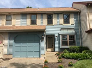36 Foxhill Ln, Hillsborough, NJ 08844