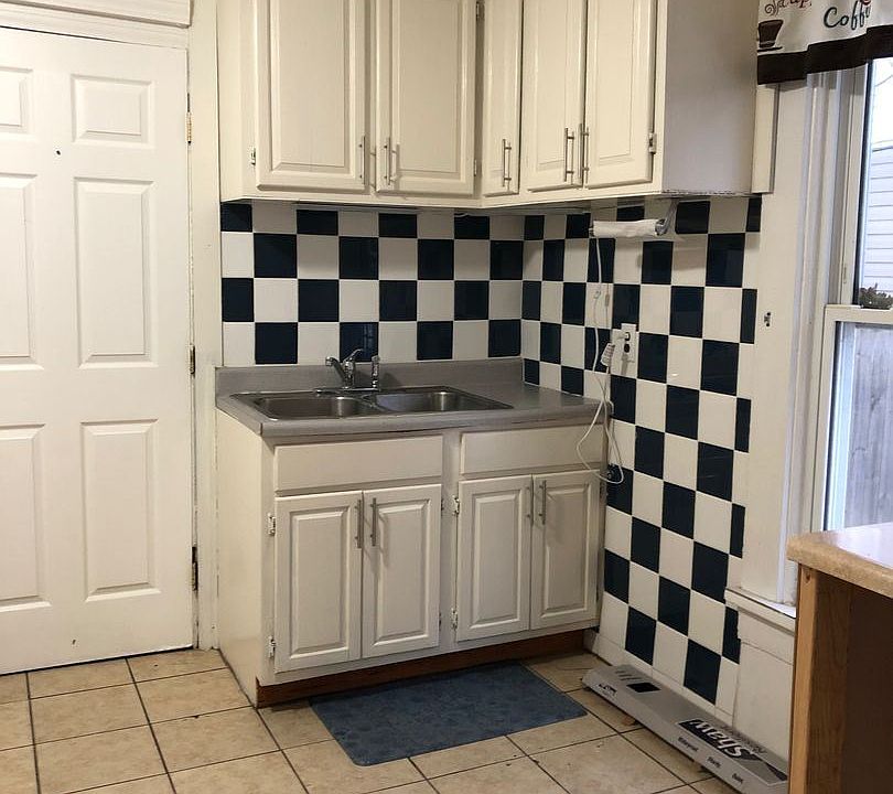 1st image of 21 E Pease Ave