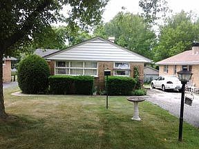 2nd image of 5752 Washington St