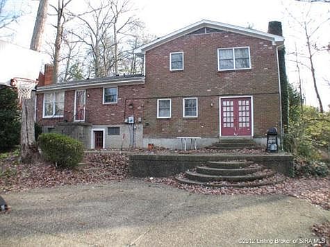 5th image of 922 Greenleaf Dr