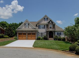 120 Nottinghill Ct, Simpsonville, SC 29681